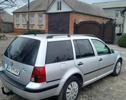 Серый Фольксваген Гольф, объемом двигателя 1.6 л и пробегом 200 тыс. км за 3500 $, фото 14 на Automoto.ua