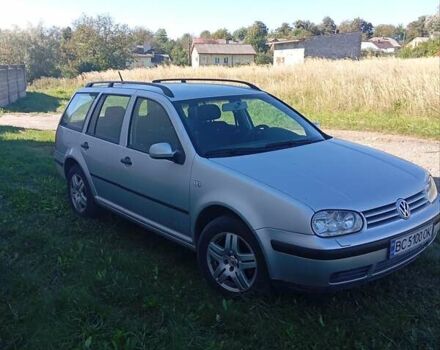 Серый Фольксваген Гольф, объемом двигателя 1.6 л и пробегом 255 тыс. км за 4200 $, фото 2 на Automoto.ua