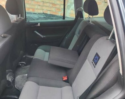 Серый Фольксваген Гольф, объемом двигателя 1.6 л и пробегом 335 тыс. км за 5500 $, фото 6 на Automoto.ua