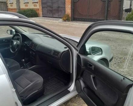 Серый Фольксваген Гольф, объемом двигателя 1.6 л и пробегом 200 тыс. км за 3500 $, фото 22 на Automoto.ua