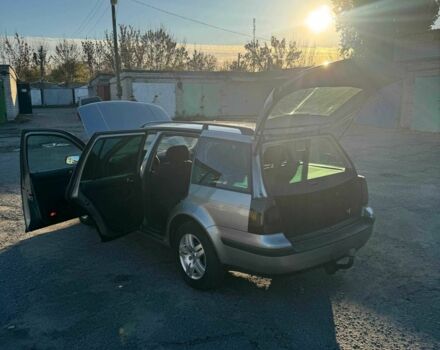 Серый Фольксваген Гольф, объемом двигателя 1.6 л и пробегом 226 тыс. км за 4000 $, фото 18 на Automoto.ua