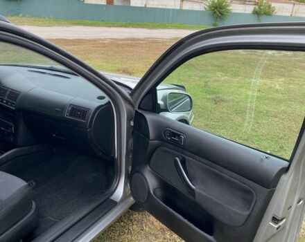 Сірий Фольксваген Гольф, об'ємом двигуна 1.6 л та пробігом 253 тис. км за 4150 $, фото 9 на Automoto.ua