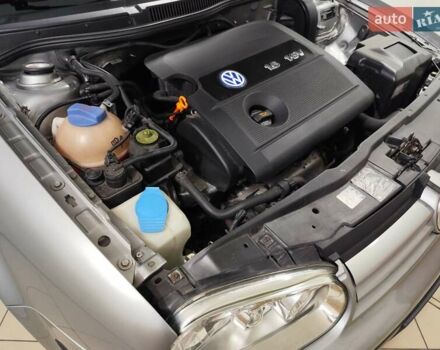 Серый Фольксваген Гольф, объемом двигателя 1.6 л и пробегом 262 тыс. км за 5000 $, фото 58 на Automoto.ua