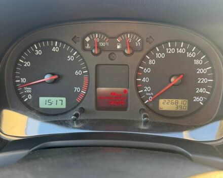 Серый Фольксваген Гольф, объемом двигателя 1.6 л и пробегом 226 тыс. км за 4000 $, фото 23 на Automoto.ua