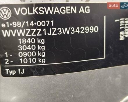 Серый Фольксваген Гольф, объемом двигателя 1.6 л и пробегом 262 тыс. км за 5000 $, фото 59 на Automoto.ua