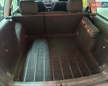 Серый Фольксваген Гольф, объемом двигателя 1.6 л и пробегом 262 тыс. км за 5000 $, фото 79 на Automoto.ua