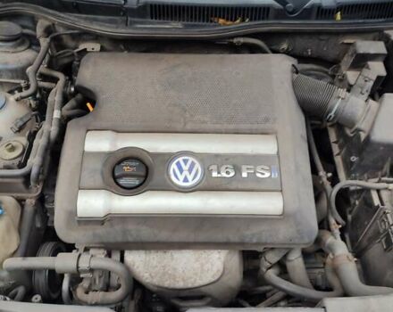 Серый Фольксваген Гольф, объемом двигателя 1.6 л и пробегом 335 тыс. км за 5500 $, фото 4 на Automoto.ua