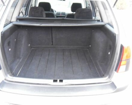 Сірий Фольксваген Гольф, об'ємом двигуна 1.6 л та пробігом 200 тис. км за 3500 $, фото 16 на Automoto.ua