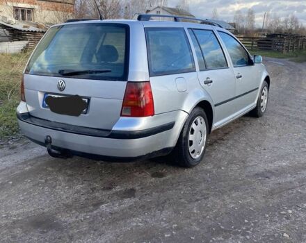 Серый Фольксваген Гольф, объемом двигателя 1 л и пробегом 286 тыс. км за 1600 $, фото 4 на Automoto.ua