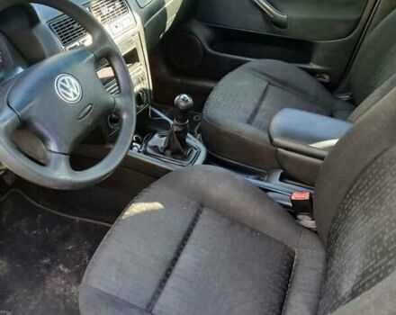 Серый Фольксваген Гольф, объемом двигателя 1.9 л и пробегом 400 тыс. км за 4200 $, фото 3 на Automoto.ua