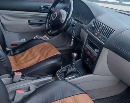 Серый Фольксваген Гольф, объемом двигателя 1.4 л и пробегом 208 тыс. км за 3800 $, фото 5 на Automoto.ua