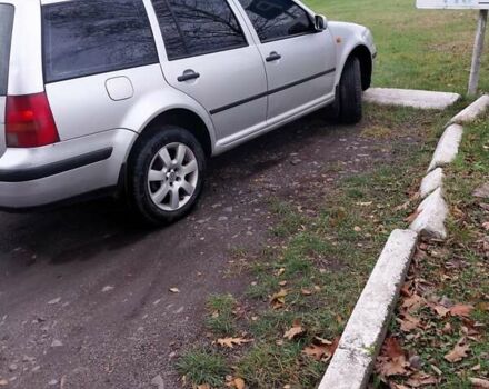 Серый Фольксваген Гольф, объемом двигателя 1.9 л и пробегом 330 тыс. км за 3800 $, фото 5 на Automoto.ua