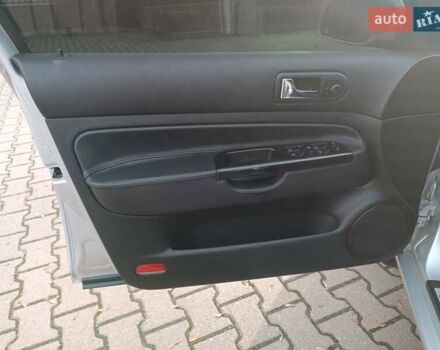 Сірий Фольксваген Гольф, об'ємом двигуна 1.6 л та пробігом 215 тис. км за 5300 $, фото 7 на Automoto.ua