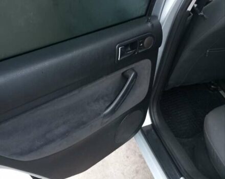 Серый Фольксваген Гольф, объемом двигателя 1.6 л и пробегом 222 тыс. км за 4700 $, фото 4 на Automoto.ua