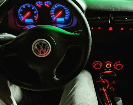 Серый Фольксваген Гольф, объемом двигателя 1.6 л и пробегом 315 тыс. км за 5500 $, фото 4 на Automoto.ua