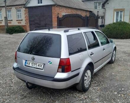 Серый Фольксваген Гольф, объемом двигателя 1.6 л и пробегом 200 тыс. км за 3500 $, фото 2 на Automoto.ua