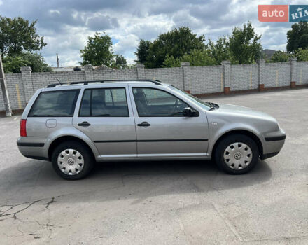 Серый Фольксваген Гольф, объемом двигателя 1.6 л и пробегом 239 тыс. км за 5400 $, фото 6 на Automoto.ua