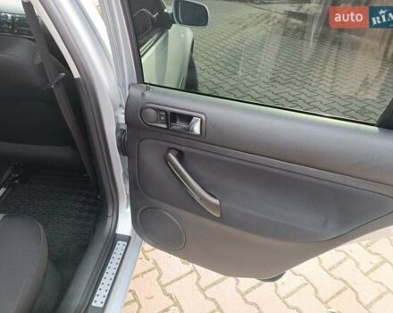 Сірий Фольксваген Гольф, об'ємом двигуна 1.6 л та пробігом 215 тис. км за 5300 $, фото 15 на Automoto.ua