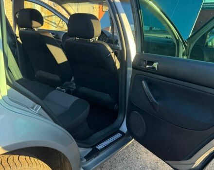 Серый Фольксваген Гольф, объемом двигателя 1.6 л и пробегом 226 тыс. км за 4000 $, фото 21 на Automoto.ua