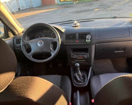 Серый Фольксваген Гольф, объемом двигателя 1.6 л и пробегом 226 тыс. км за 4000 $, фото 10 на Automoto.ua