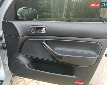 Сірий Фольксваген Гольф, об'ємом двигуна 1.6 л та пробігом 215 тис. км за 5300 $, фото 10 на Automoto.ua