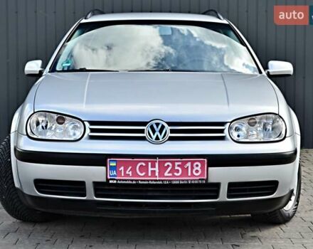 Серый Фольксваген Гольф, объемом двигателя 1.6 л и пробегом 201 тыс. км за 4490 $, фото 2 на Automoto.ua