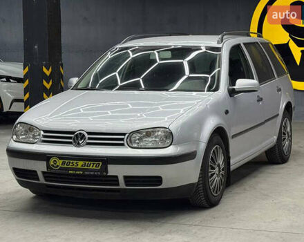 Серый Фольксваген Гольф, объемом двигателя 1.39 л и пробегом 246 тыс. км за 4700 $, фото 2 на Automoto.ua