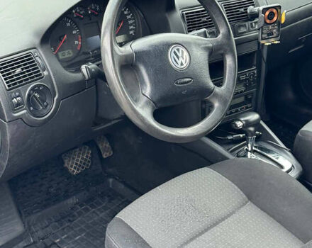 Серый Фольксваген Гольф, объемом двигателя 1.6 л и пробегом 246 тыс. км за 5300 $, фото 12 на Automoto.ua