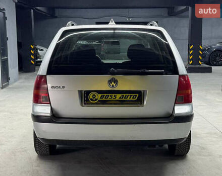 Серый Фольксваген Гольф, объемом двигателя 1.39 л и пробегом 246 тыс. км за 4700 $, фото 4 на Automoto.ua