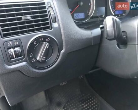 Фольксваген Гольф 2003 у Теребовле на Automoto.ua Сірий Фольксваген Гольф, об'ємом двигуна 1.39 л та пробігом 219 тис. км за 4499 $, фото 21 на Automoto.ua