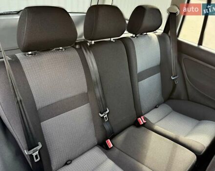 Серый Фольксваген Гольф, объемом двигателя 1.6 л и пробегом 201 тыс. км за 4490 $, фото 30 на Automoto.ua