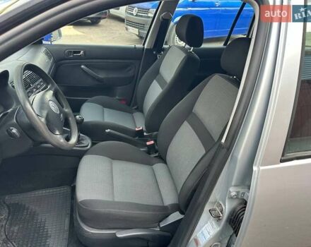 Серый Фольксваген Гольф, объемом двигателя 1.6 л и пробегом 273 тыс. км за 4200 $, фото 14 на Automoto.ua