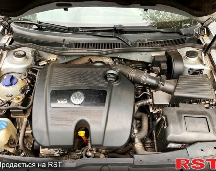 Сірий Фольксваген Гольф, об'ємом двигуна 1.6 л та пробігом 226 тис. км за 4350 $, фото 10 на Automoto.ua