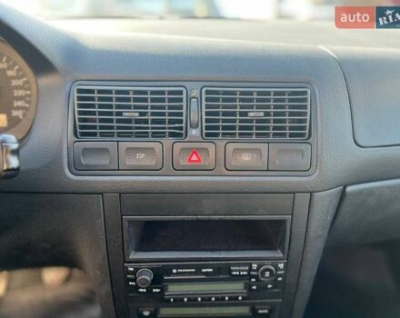 Серый Фольксваген Гольф, объемом двигателя 1.6 л и пробегом 270 тыс. км за 4175 $, фото 23 на Automoto.ua