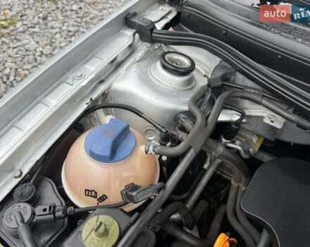 Серый Фольксваген Гольф, объемом двигателя 1.6 л и пробегом 201 тыс. км за 5499 $, фото 31 на Automoto.ua