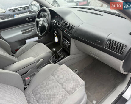 Серый Фольксваген Гольф, объемом двигателя 1.6 л и пробегом 201 тыс. км за 5499 $, фото 18 на Automoto.ua