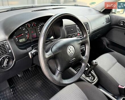 Серый Фольксваген Гольф, объемом двигателя 1.6 л и пробегом 201 тыс. км за 4490 $, фото 41 на Automoto.ua