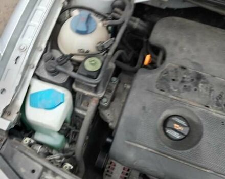 Серый Фольксваген Гольф, объемом двигателя 1.6 л и пробегом 250 тыс. км за 4000 $, фото 12 на Automoto.ua