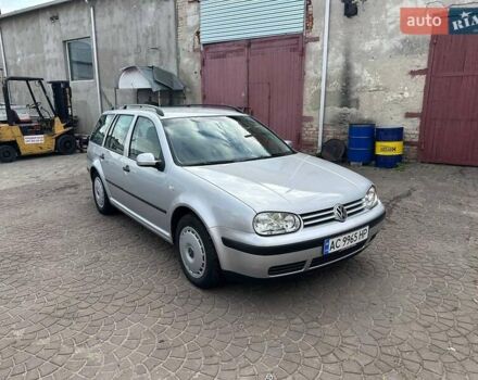 Серый Фольксваген Гольф, объемом двигателя 1.6 л и пробегом 273 тыс. км за 4200 $, фото 2 на Automoto.ua