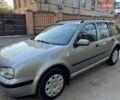 Серый Фольксваген Гольф, объемом двигателя 1.6 л и пробегом 207 тыс. км за 3600 $, фото 1 на Automoto.ua