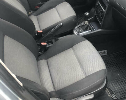 Сірий Фольксваген Гольф, об'ємом двигуна 1.39 л та пробігом 226 тис. км за 3850 $, фото 12 на Automoto.ua