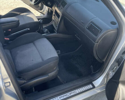 Серый Фольксваген Гольф, объемом двигателя 1.9 л и пробегом 295 тыс. км за 4000 $, фото 11 на Automoto.ua