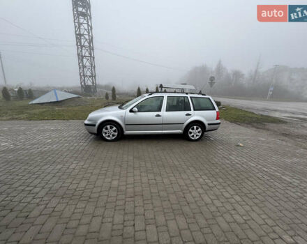 Серый Фольксваген Гольф, объемом двигателя 1.6 л и пробегом 202 тыс. км за 4400 $, фото 2 на Automoto.ua