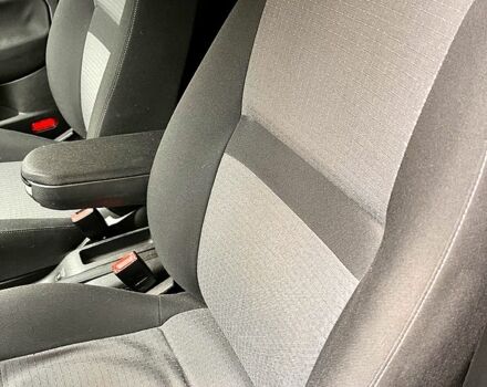 Сірий Фольксваген Гольф, об'ємом двигуна 1.6 л та пробігом 226 тис. км за 4350 $, фото 7 на Automoto.ua