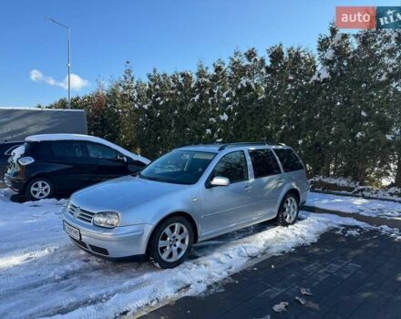 Серый Фольксваген Гольф, объемом двигателя 1.6 л и пробегом 300 тыс. км за 4400 $, фото 1 на Automoto.ua