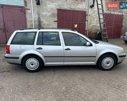 Серый Фольксваген Гольф, объемом двигателя 1.6 л и пробегом 273 тыс. км за 4200 $, фото 3 на Automoto.ua