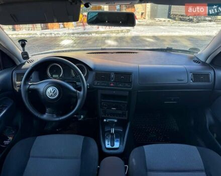 Серый Фольксваген Гольф, объемом двигателя 1.6 л и пробегом 300 тыс. км за 4400 $, фото 8 на Automoto.ua