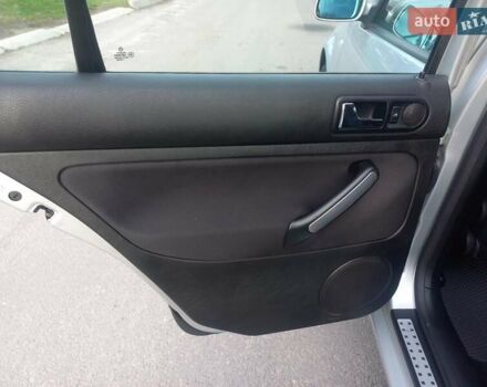 Серый Фольксваген Гольф, объемом двигателя 1.6 л и пробегом 308 тыс. км за 4950 $, фото 11 на Automoto.ua