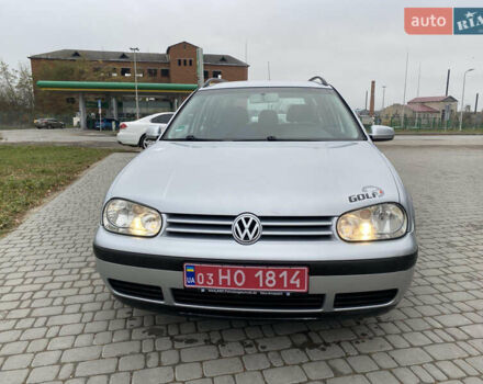 Серый Фольксваген Гольф, объемом двигателя 1.6 л и пробегом 199 тыс. км за 5100 $, фото 1 на Automoto.ua