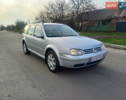 Серый Фольксваген Гольф, объемом двигателя 1.6 л и пробегом 308 тыс. км за 4950 $, фото 1 на Automoto.ua